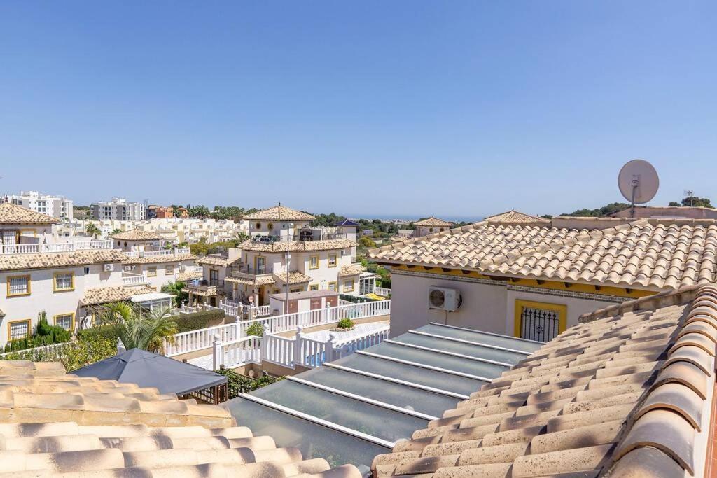 Casa Lilly-Rose, A Beautiful 3 Bedroom Detached Villa A Short Walk To The Villamartin Plaza & Golf Course Exteriér fotografie