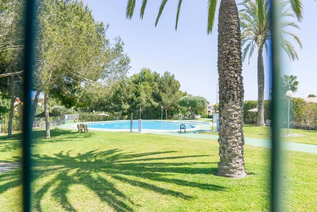 Casa Lilly-Rose, A Beautiful 3 Bedroom Detached Villa A Short Walk To The Villamartin Plaza & Golf Course Exteriér fotografie
