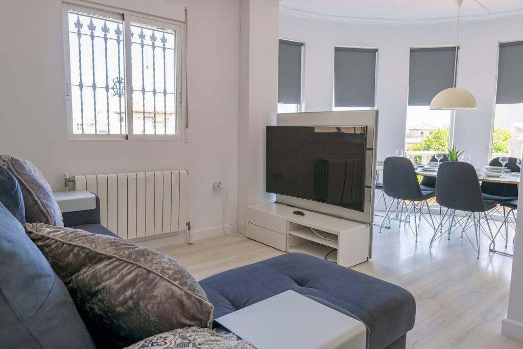 Casa Lilly-Rose, A Beautiful 3 Bedroom Detached Villa A Short Walk To The Villamartin Plaza & Golf Course Exteriér fotografie