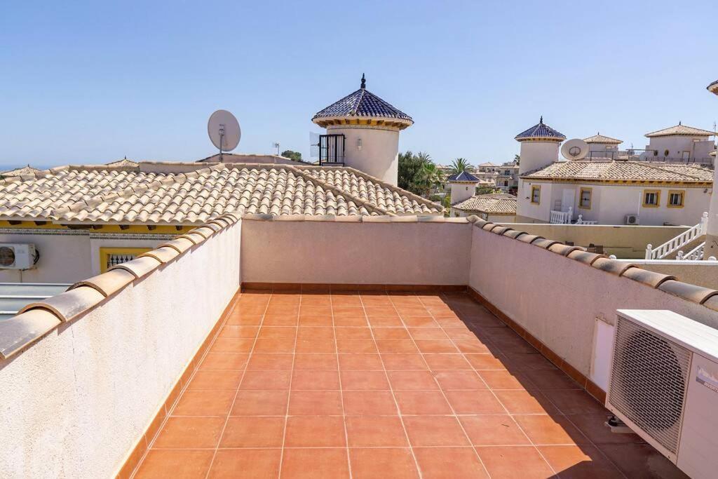 Casa Lilly-Rose, A Beautiful 3 Bedroom Detached Villa A Short Walk To The Villamartin Plaza & Golf Course Exteriér fotografie